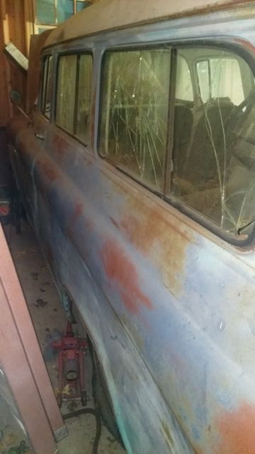 rare very solid 1955 chevy carryall suburban incl. 3 rows of seats