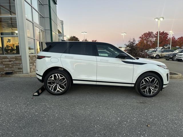 2023 land rover range rover evoque se