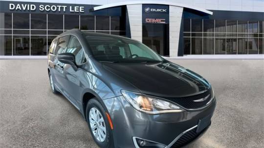 2018 Chrysler Pacifica touring l