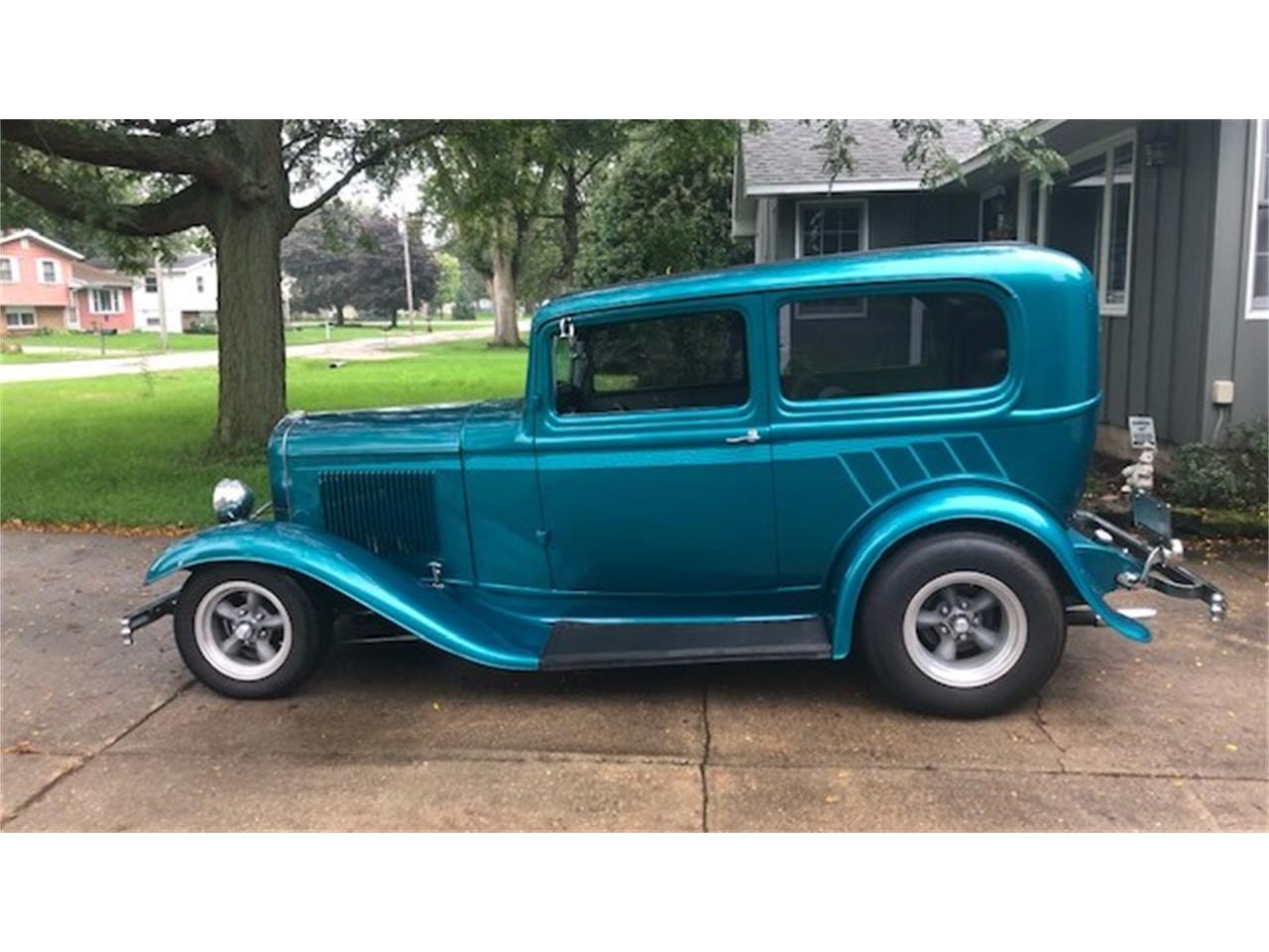1932 ford sedan