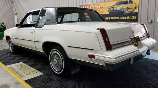 1987oldsmobile cutlass supreme! 73000 actual miles!