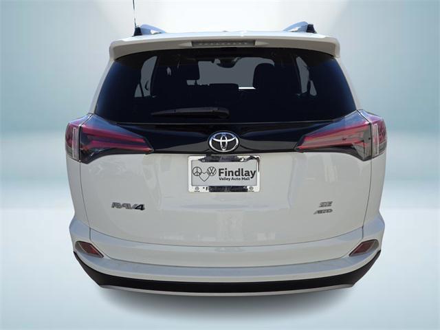 2018 toyota rav4 se