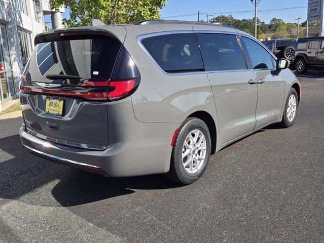 2022 chrysler pacifica touring-l