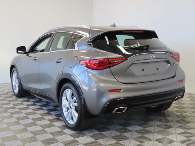 2019 infiniti qx30 essential