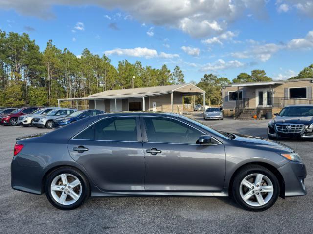2012 toyota camry se