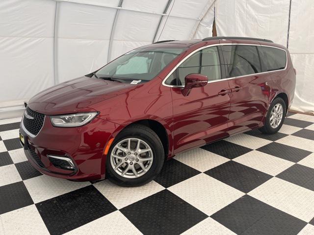 2022 chrysler pacifica touring l