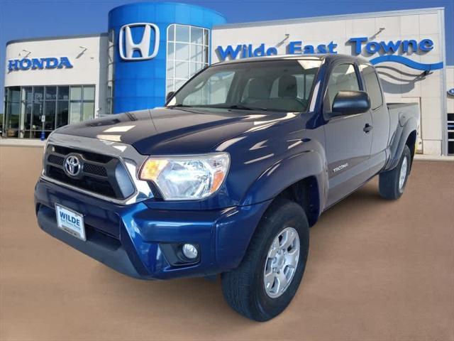 2014 toyota tacoma base