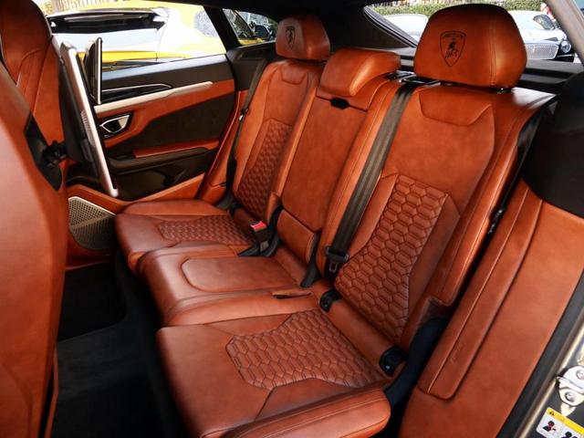2020 lamborghini urus