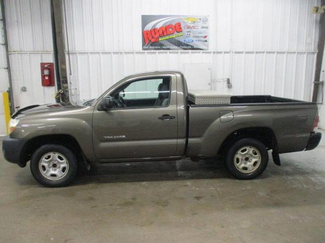 2009 toyota tacoma base