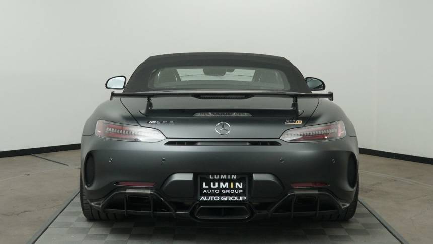 2020 mercedes-benz amg gt r