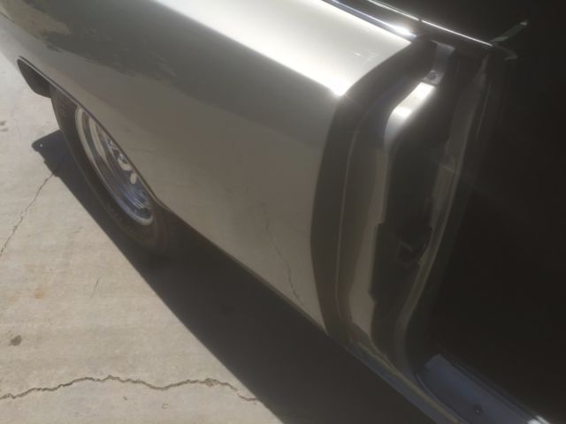 1969 dodge charger rt/se, silver