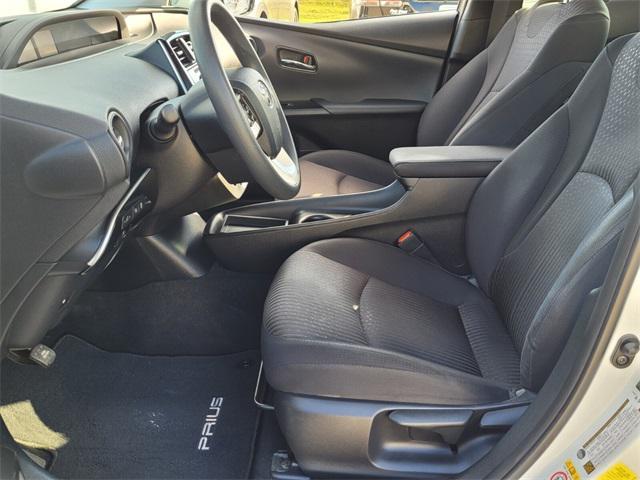 2018 toyota prius two