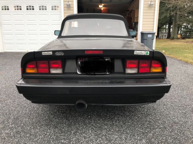 alpha romeo spider quadrifoglio 1987