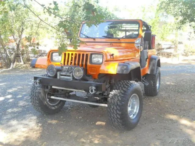 super clean modified 1987 jeep wrangler yj chevy 4.3l/350 4wdb tilt