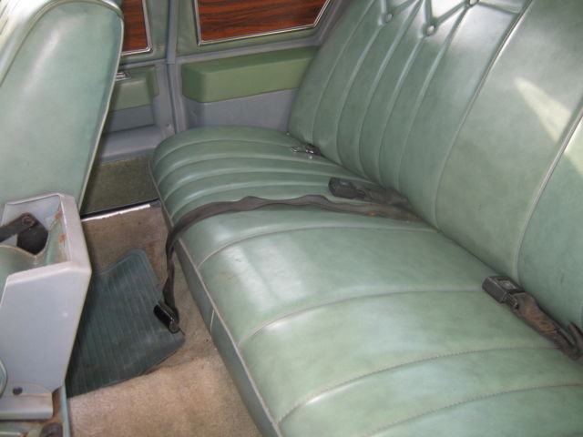 1977 pontiac grand prix base coupe 2-door 4.9l