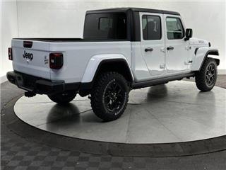 2024 Jeep Gladiator willys