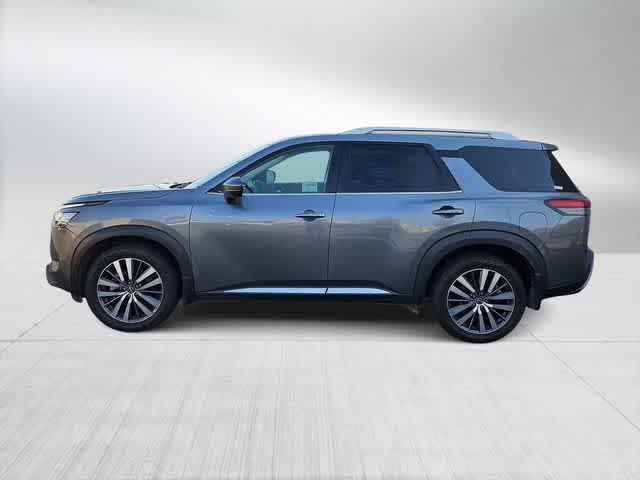 2022 nissan pathfinder platinum 2wd
