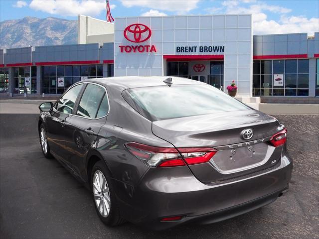 2023 toyota camry le