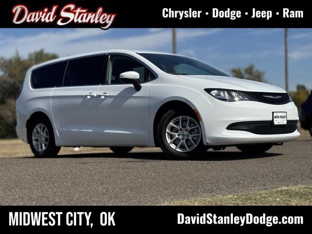 2023 chrysler voyager lx
