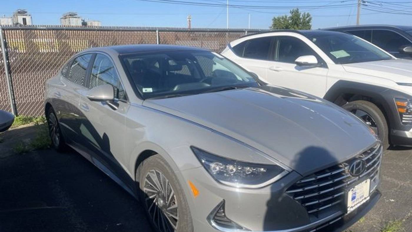 2021 hyundai sonata hybrid limited