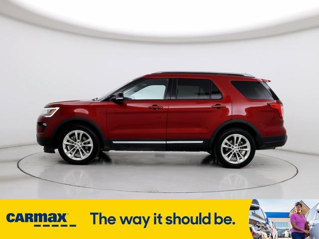 2018 ford explorer xlt