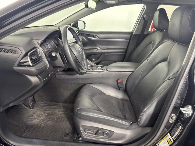 2021 toyota camry hybrid xse