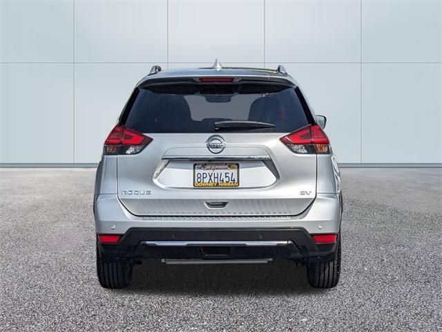 2020 nissan rogue sv