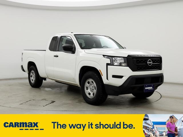 2022 nissan frontier s