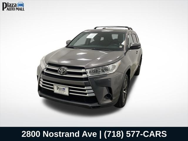 2019 toyota highlander le