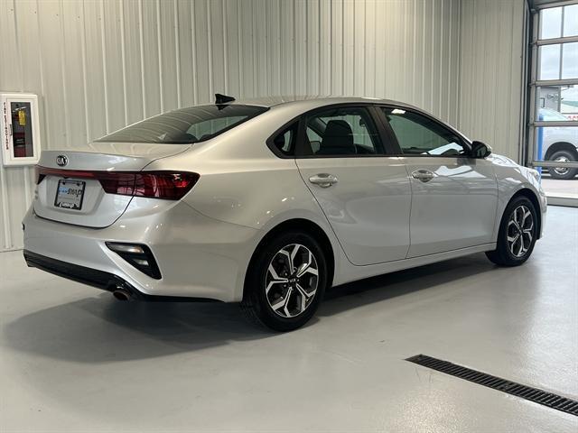 2019 kia forte lxs