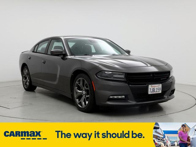 2015 dodge charger sxt