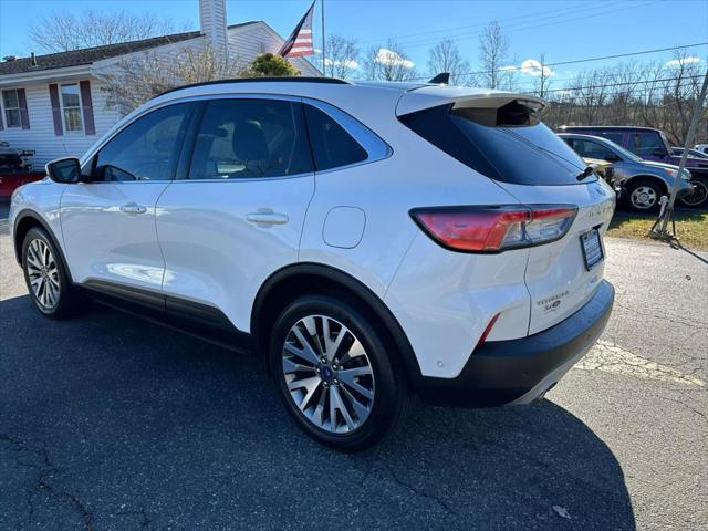 2020 ford escape titanium