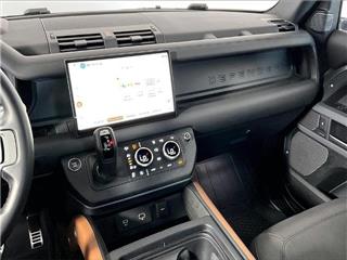 2024 Land Rover Defender 110 p400 x