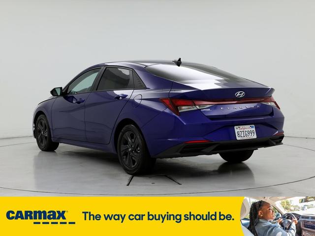 2022 hyundai elantra sel