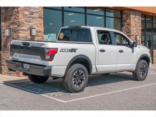 2020 nissan titan pro-4x
