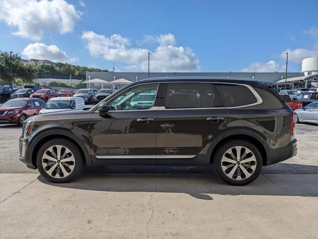 2022 kia telluride s