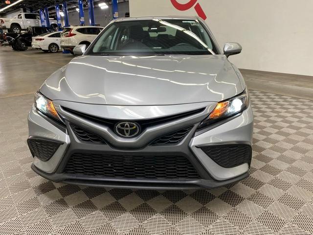 2024 toyota camry se