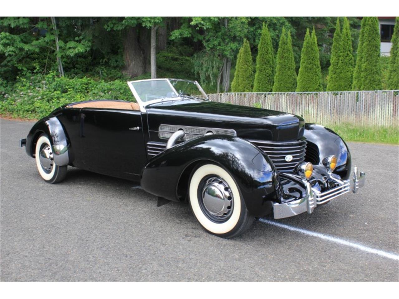 1937 cord 812