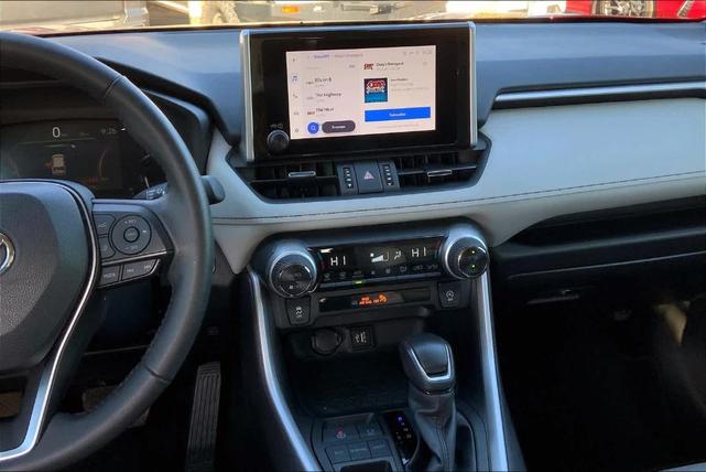 2024 toyota rav4 xle premium