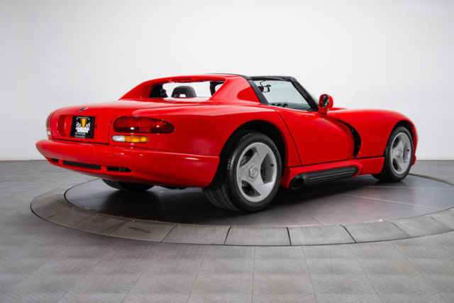 1994 dodge viper rt-10 1166 miles viper red roadster 8.0 liter v10 6 speed manua