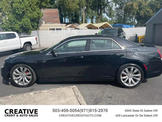 2019 chrysler 300 touring