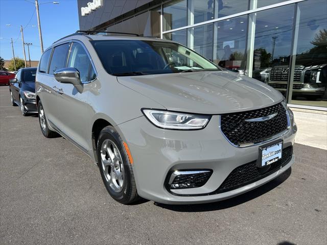 2022 chrysler pacifica limited