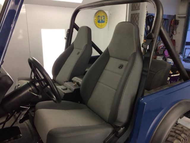 1986 frame off restoration cj-7! chevy 350 v8, fiberglass tub