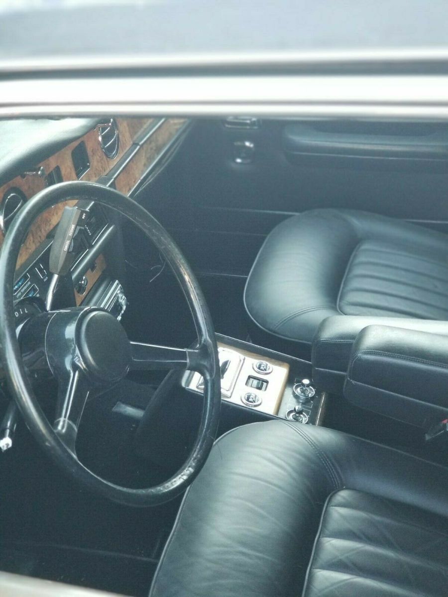 1986 rolls royce siver spur selling no reserve!