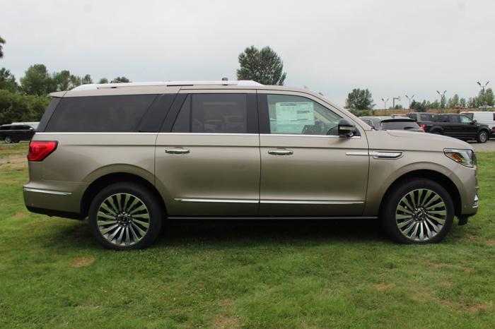 new 2019 lincoln navigator l 4wd reserve kent, wa 98032 for sale in kent, washington