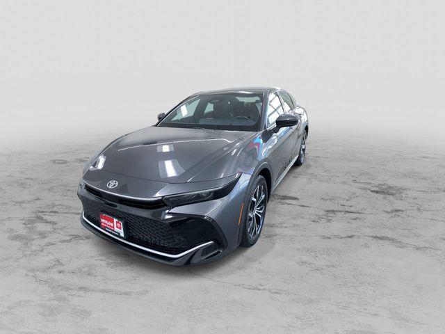 2024 toyota crown xle