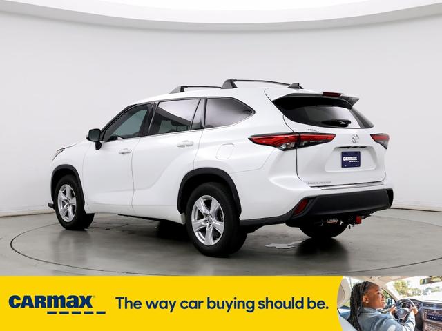 2022 toyota highlander l