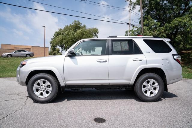 2022 toyota 4runner sr5