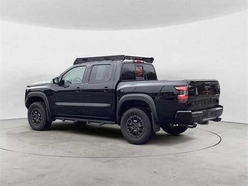 2022 nissan frontier pro-4x in westbrook, maine