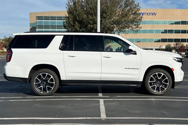 2023 chevrolet suburban rst